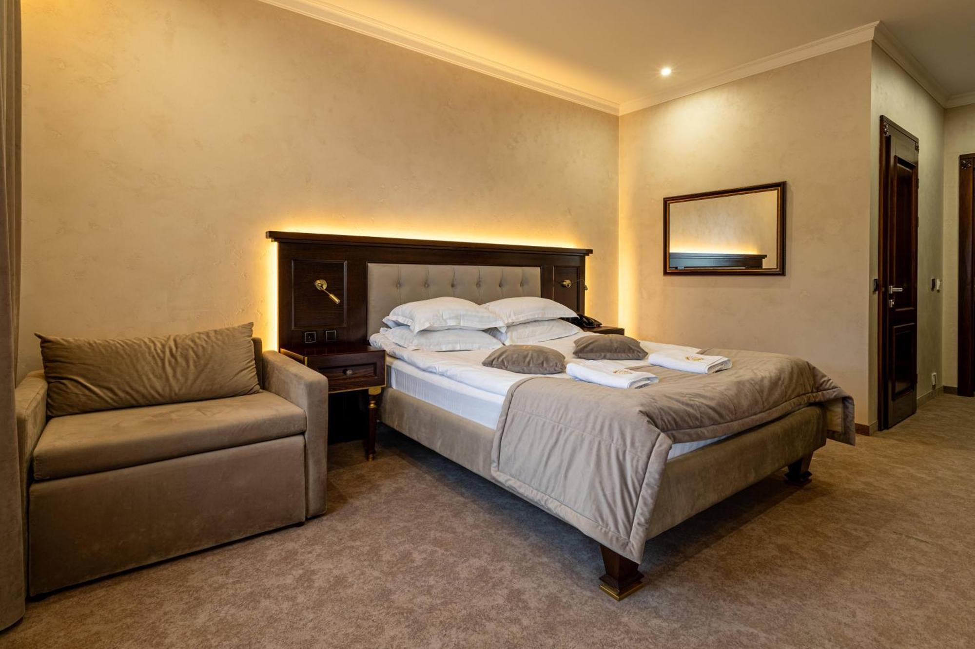 Marion Spa Hotel & Spa - Renovation - Rooms, Spa Area, Swimming Pool, Reception, Restaurant, Lounge Bar, Hookah Bar, Children'S Room, Parking, Spa And Breakfast Included In The Price バコヴェル エクステリア 写真